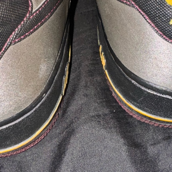 Nike Air Force Ones - Picture 4 of 7